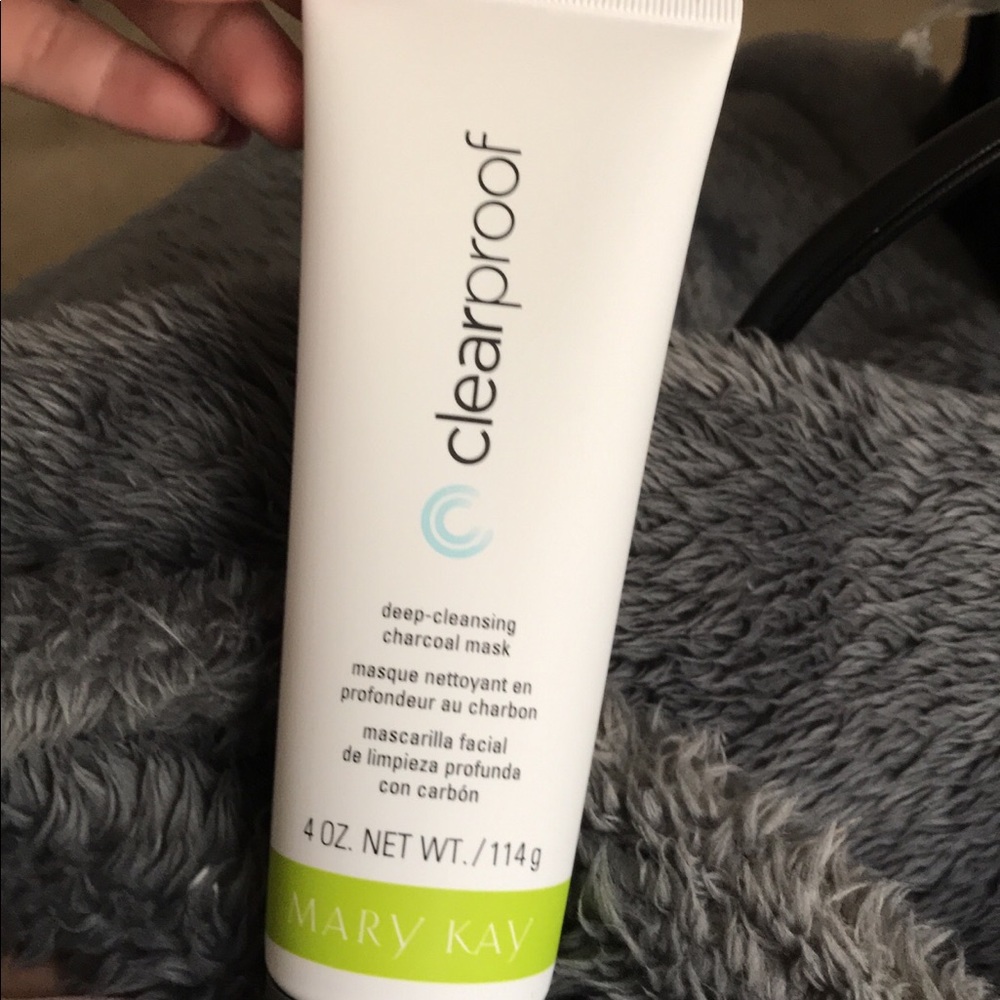 Mary Kay deep Charcoal mask